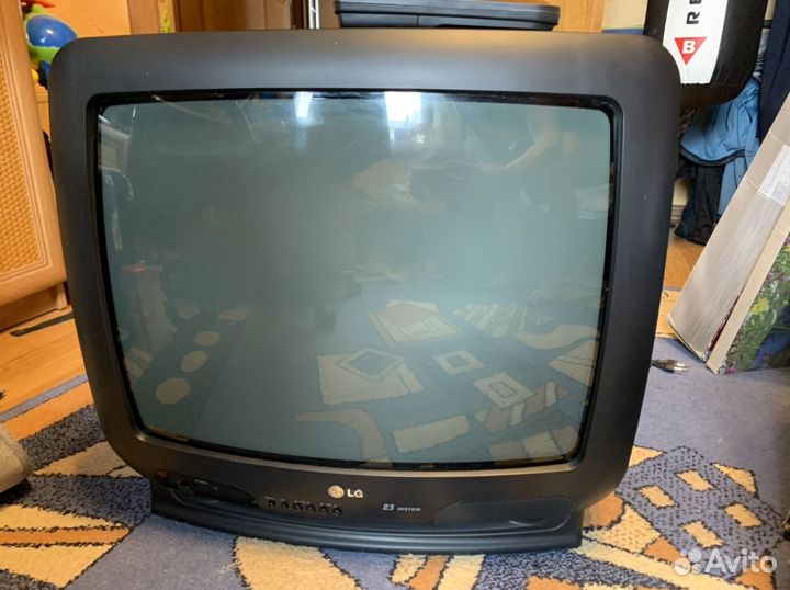 Телевизор LG (51 см)