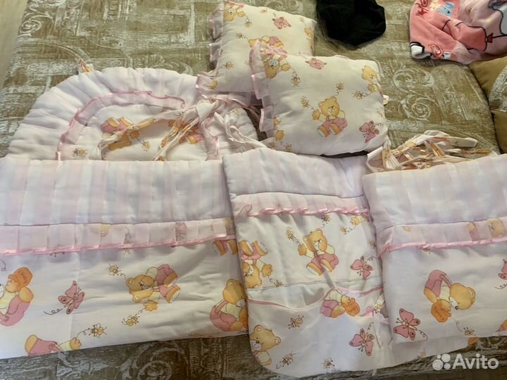 Бортики в кроватку