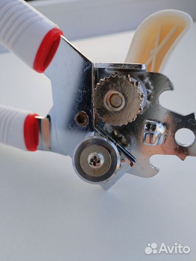 Нож консервный открывалка