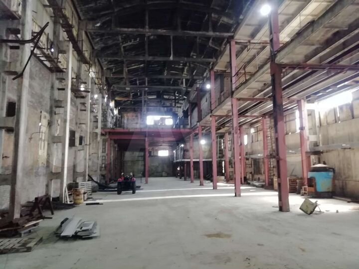 Склад, 2400 м²