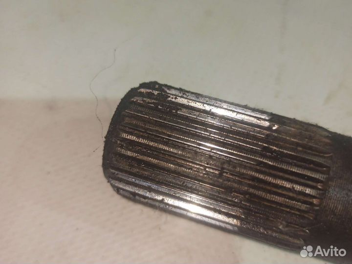 Привод передний правый Grand Cherokee WJ