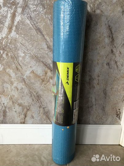 Коврик для йоги и фитнеса