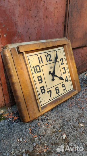 Часы цеховые, производственные времен СССР