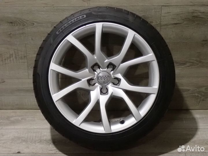 Комплект оригинальных колес R18 Audi A5 лето