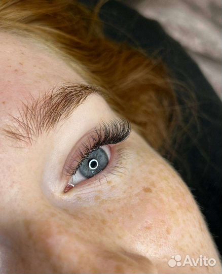 Наращивание ресниц модель