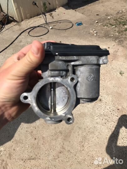 Дроссельная заслонка Лада Гранта Калина Ларгус