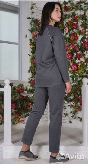 Костюм для беременных и кормящих