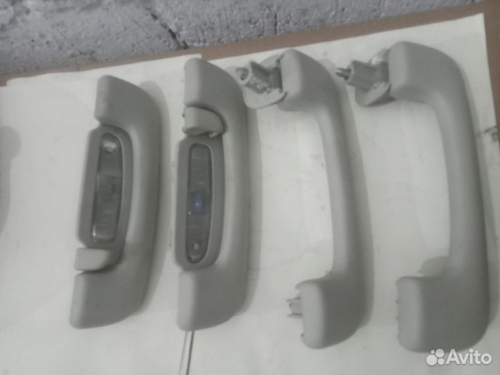 Ручки потолка Jeep grand Cherokee wk2