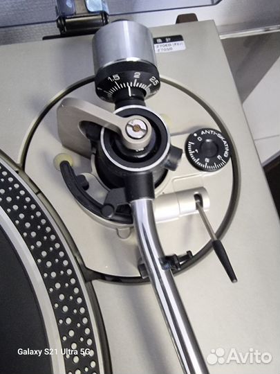 Technics SL-1700 проигрыватель винила 100v