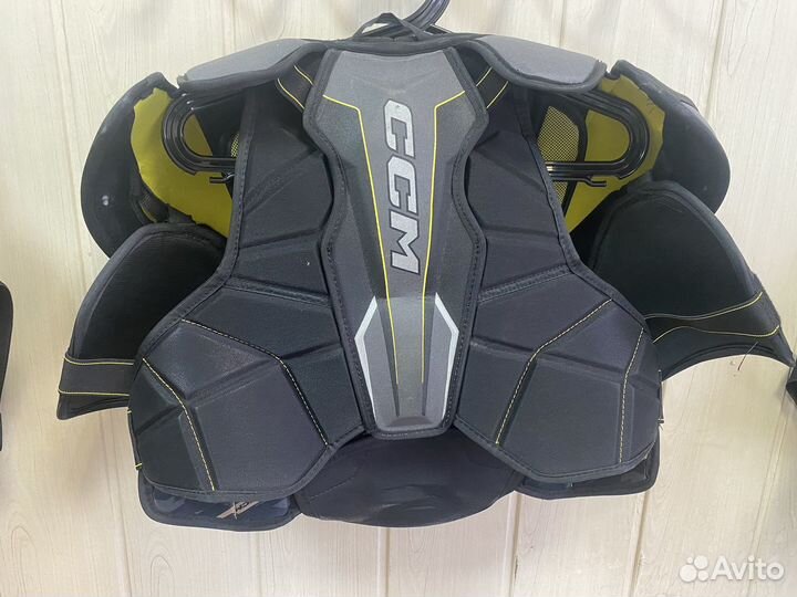 Нагрудник хоккейный ccm as 580 / SR