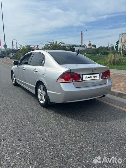 Honda Civic 1.8 AT, 2006, 288 888 км