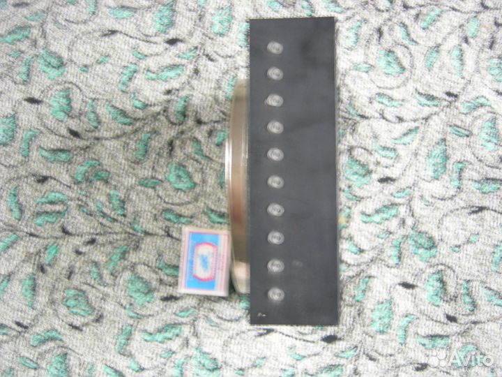 Часы эма 1992 год заводятся тикают но не долго