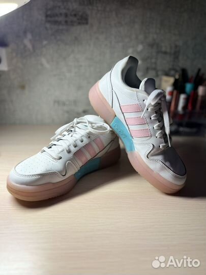 Кроссовки Adidas Postmove W