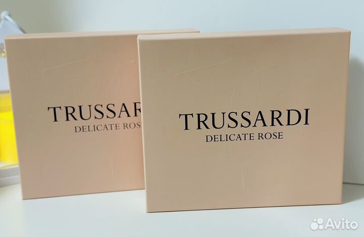 Trussardi delicate rose туалетная вода