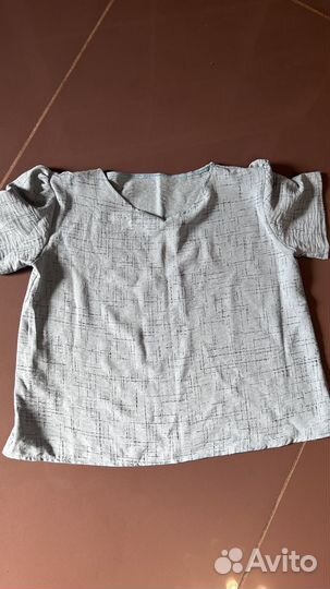 Отдам бесплатно женские вещи