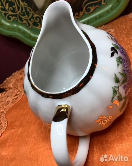 Молочник сирень Дулео
