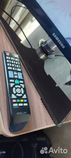 Телевизор Рабочий Samsung ue32d4003bw