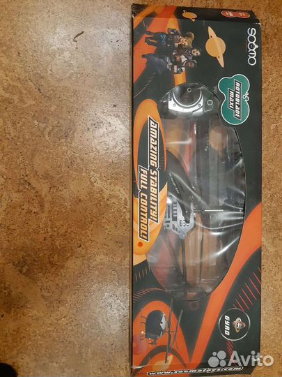 Радиоуправляемый вертолет