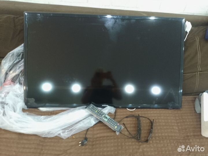 Телевизор smart TV 40