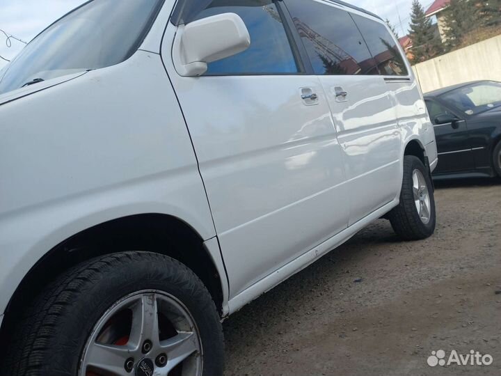 Honda Stepwgn 2.0 AT, 2001, 401 735 км