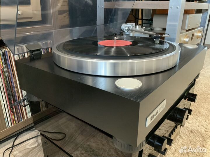 Yamaha GT-750 проигрыватель винила