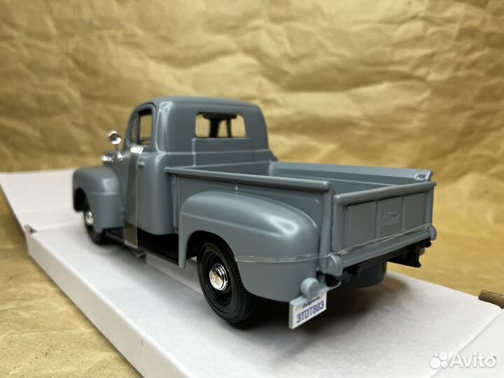 Ford F1 Pickup 1948 1/24 Maisto