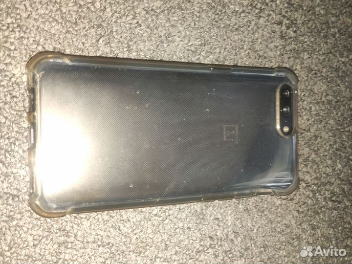 OnePlus 5, 8/128 ГБ