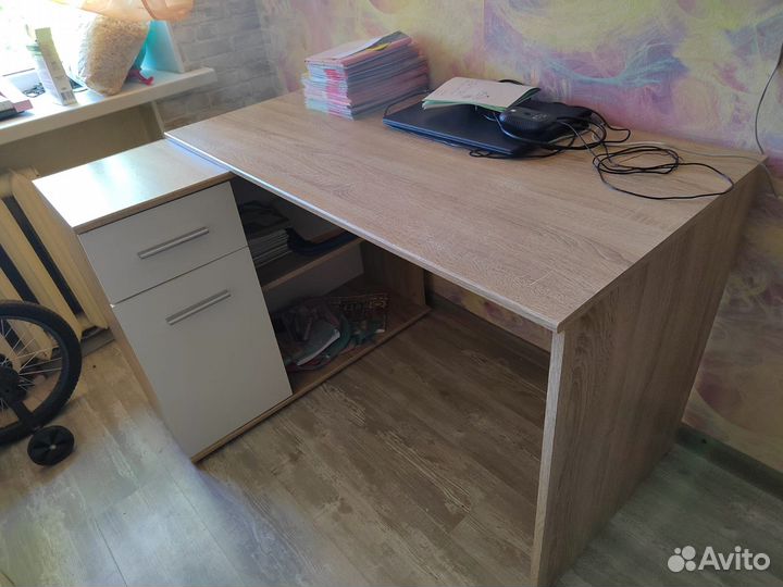 Угловой письменный стол бу