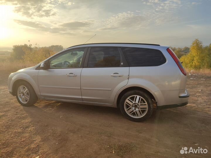 Ford Focus 2.0 МТ, 2005, 150 000 км