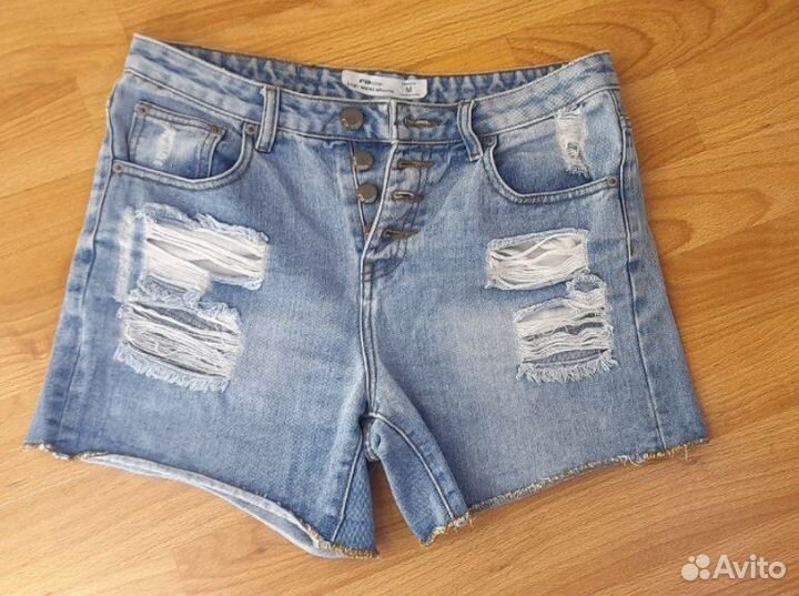 Шорты женские