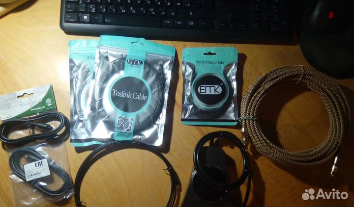 Toslink: кабеля и сплитер