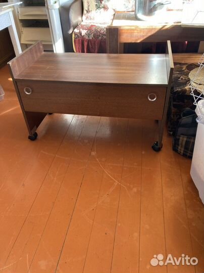 Тумба под телевизор