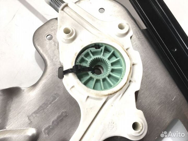 Стеклоподъемник передний левый Range Rover Vogue