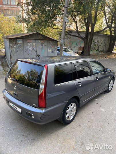 Mitsubishi Lancer 1.6 МТ, 2005, 300 000 км