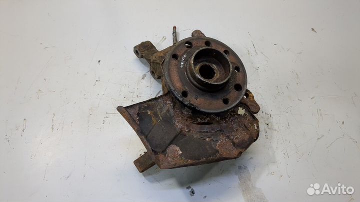 Ступица (кулак, цапфа) Opel Zafira B, 2011