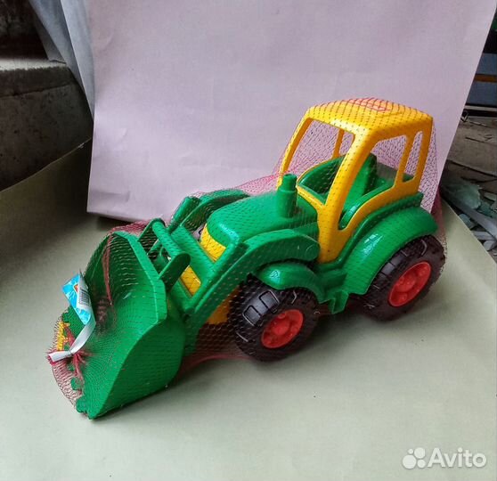 Детский трактор