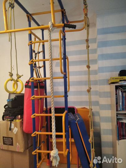 Спортивный комплекс, шведская стенка