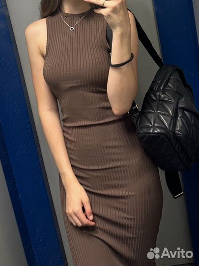 Платье обтягивающее