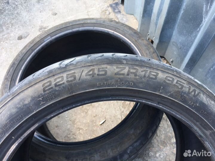 Accelera Iota 2.25/4.5 R4