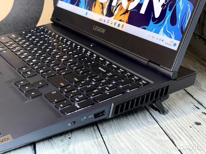 Игровой ноутбук Lenovo Legion 5 на гарантии