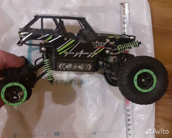 Радиоуправляемая машина 4 на 4 на запчасти