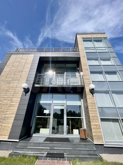 Коттедж 323 м² на участке 17,7 сот.