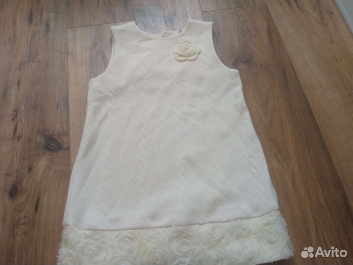 Платье праздничное