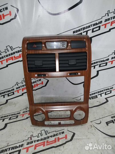 Консоль центральная KIA sportage JE KM под дерево