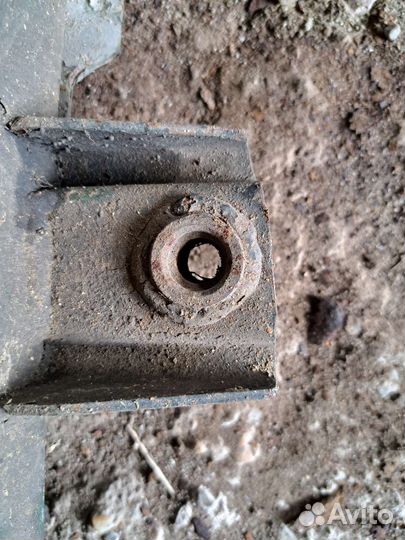 Усилитель переднего бампера Ягуар x-type