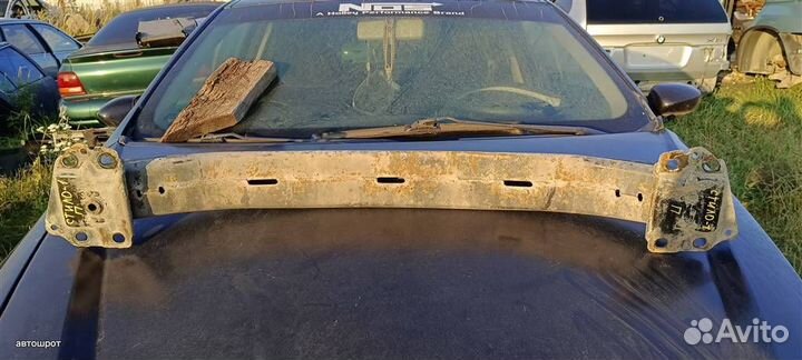 Усилитель бампера переднего Fiat Stilo 01-10г