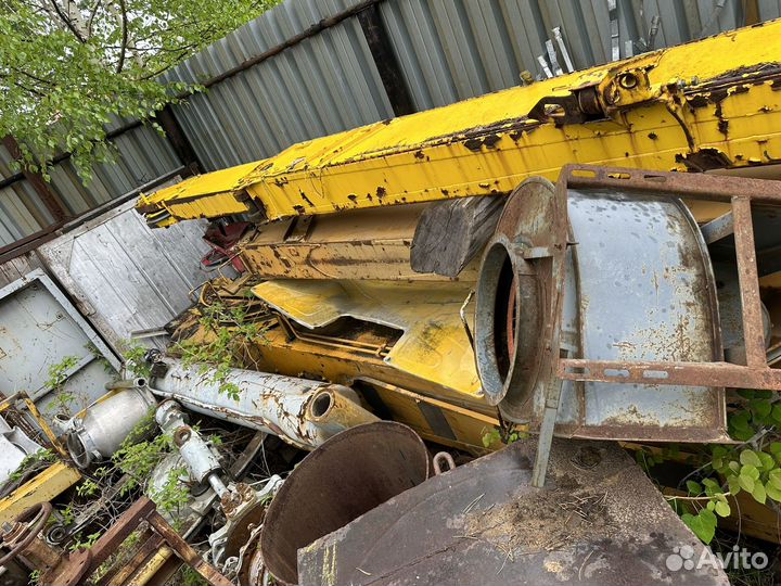 Стрела Komatsu LW 250-50