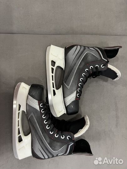 Хоккейные коньки bauer