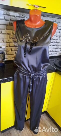 Комбинезон женский