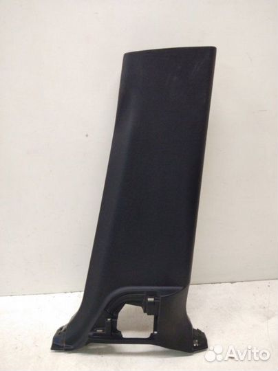 Обшивка стойки правая Lexus Lx 3 2016